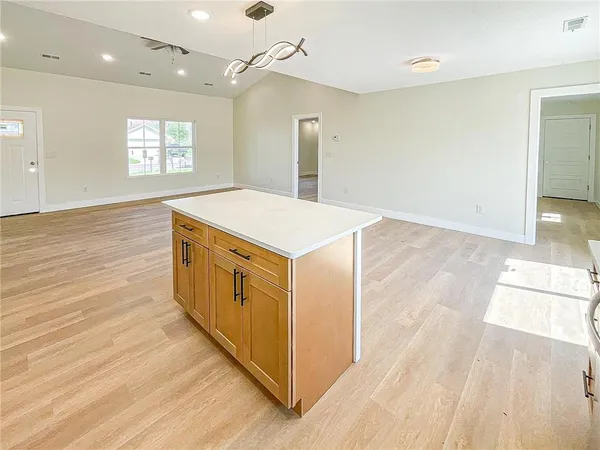 $289,500 | 711 Ivey Lane, Sedalia, MO 65301