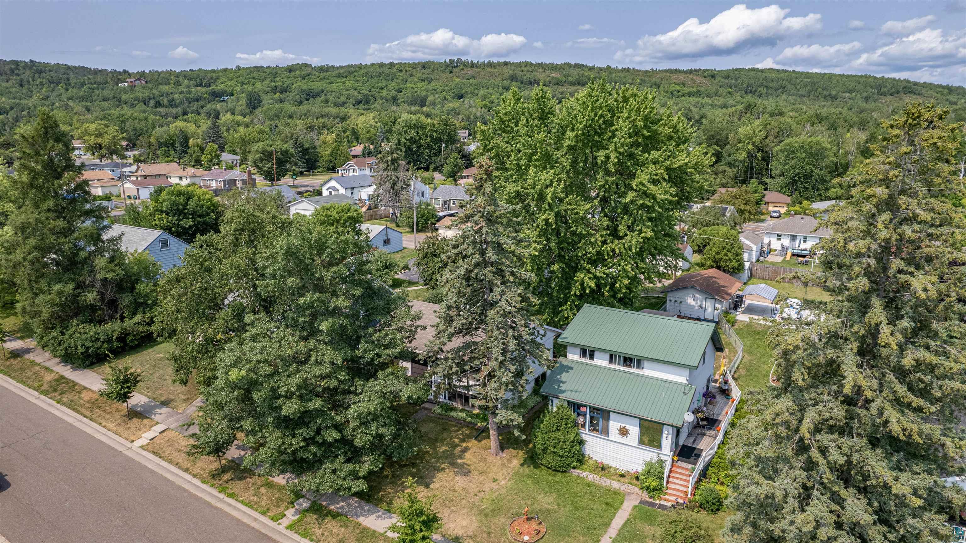 4725 Oneida Street Duluth, MN 55804 - Photo 2 of 20 Gallery Image 2