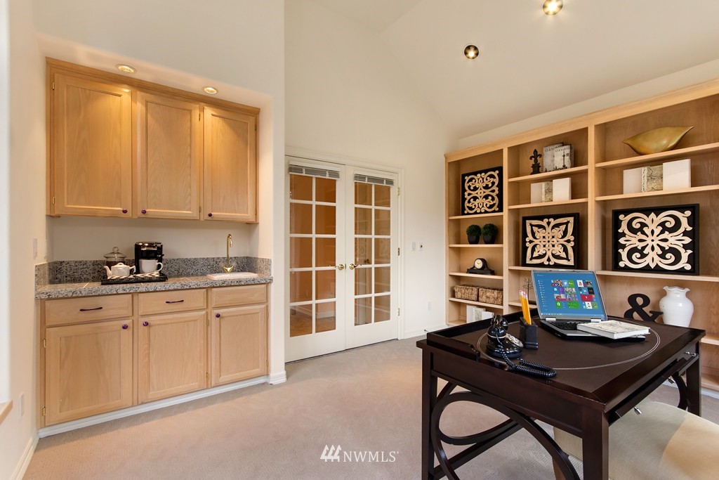 2790 Evergreen Point Road Medina, WA 98039 - Photo 11 of 22