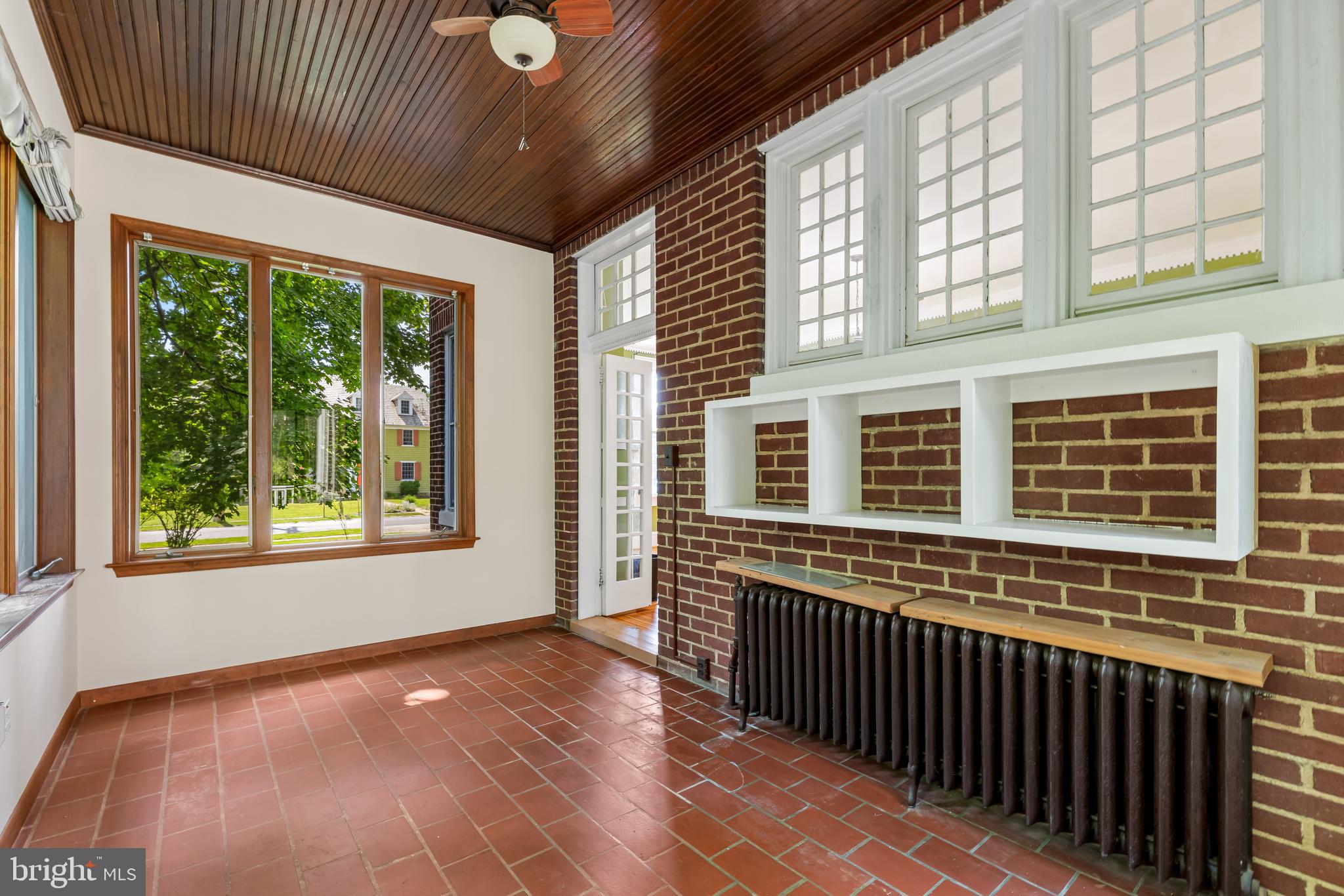 527 Nottingham Road Baltimore, MD 21229 - Photo 15 of 72 Gallery Image 15