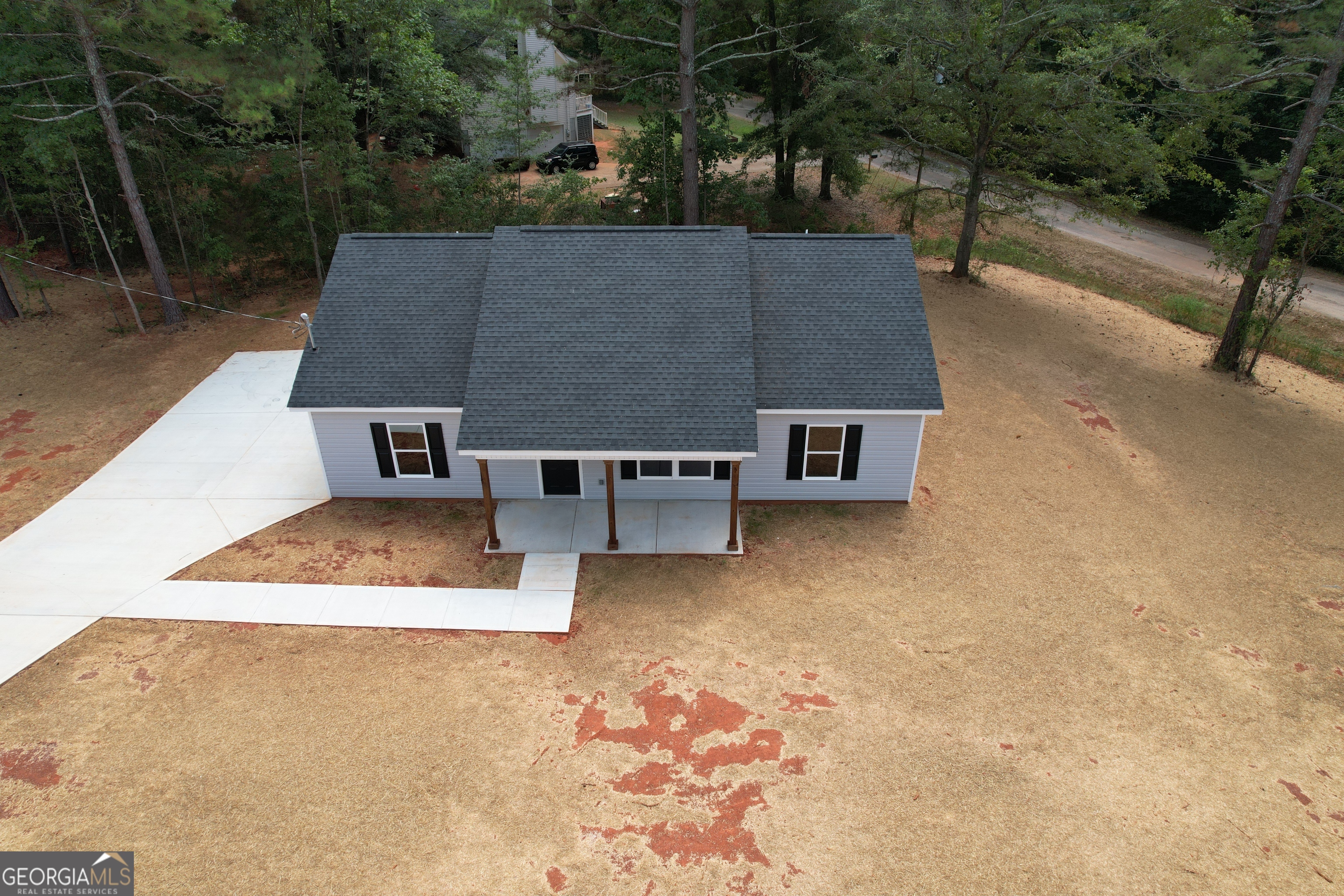 101 Alexandria Way Thomaston, GA 30286 - Photo 31 of 39 an aerial view of a house with a yard