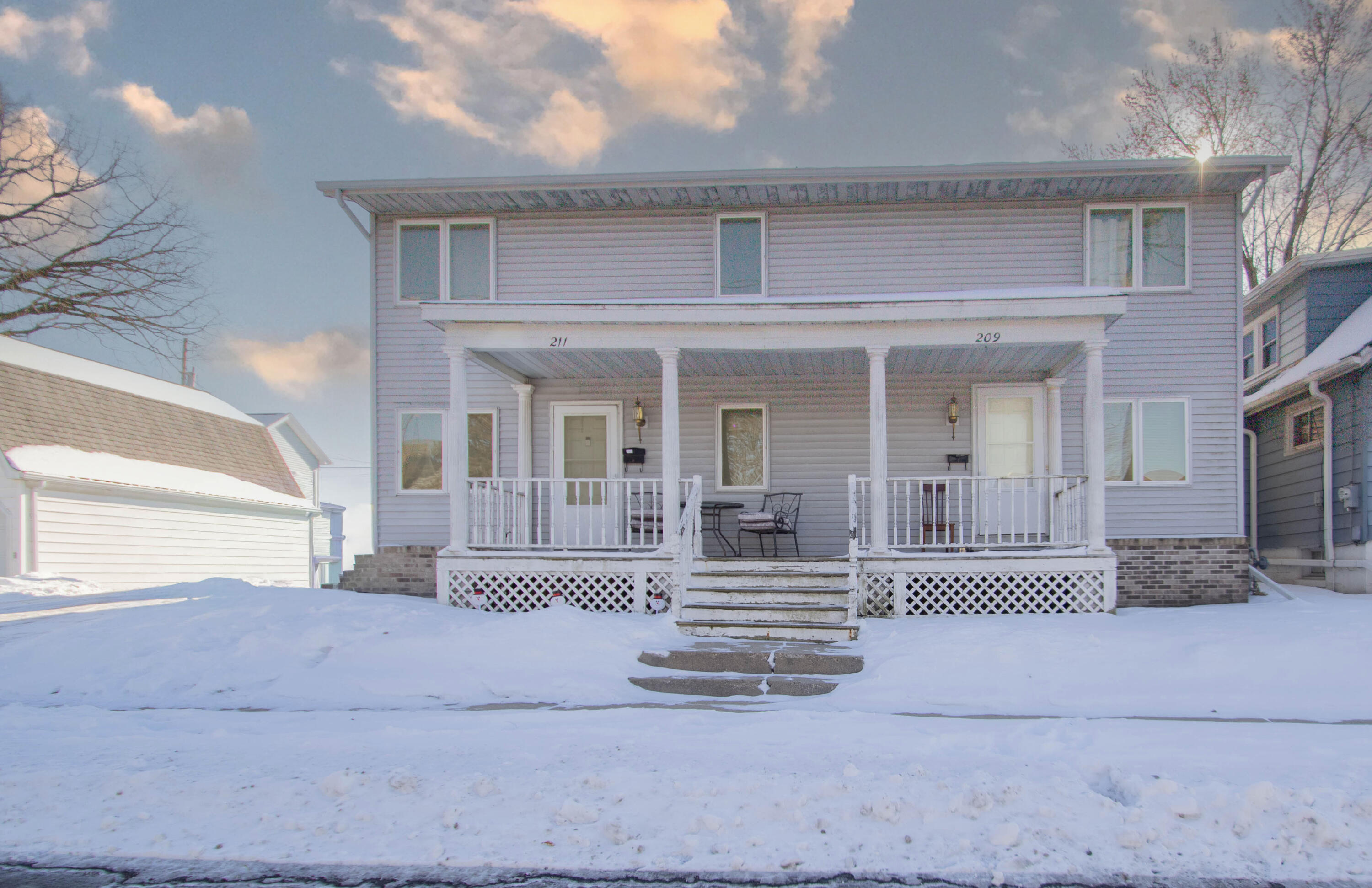 209 Herman Street, Unit 211 Watertown, WI 53098 - Photo 2 of 4 209 Herman Street