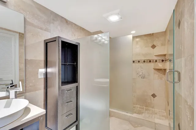 $7,000 | 400 South Beach Road, Unit 103, Tequesta, FL 33469