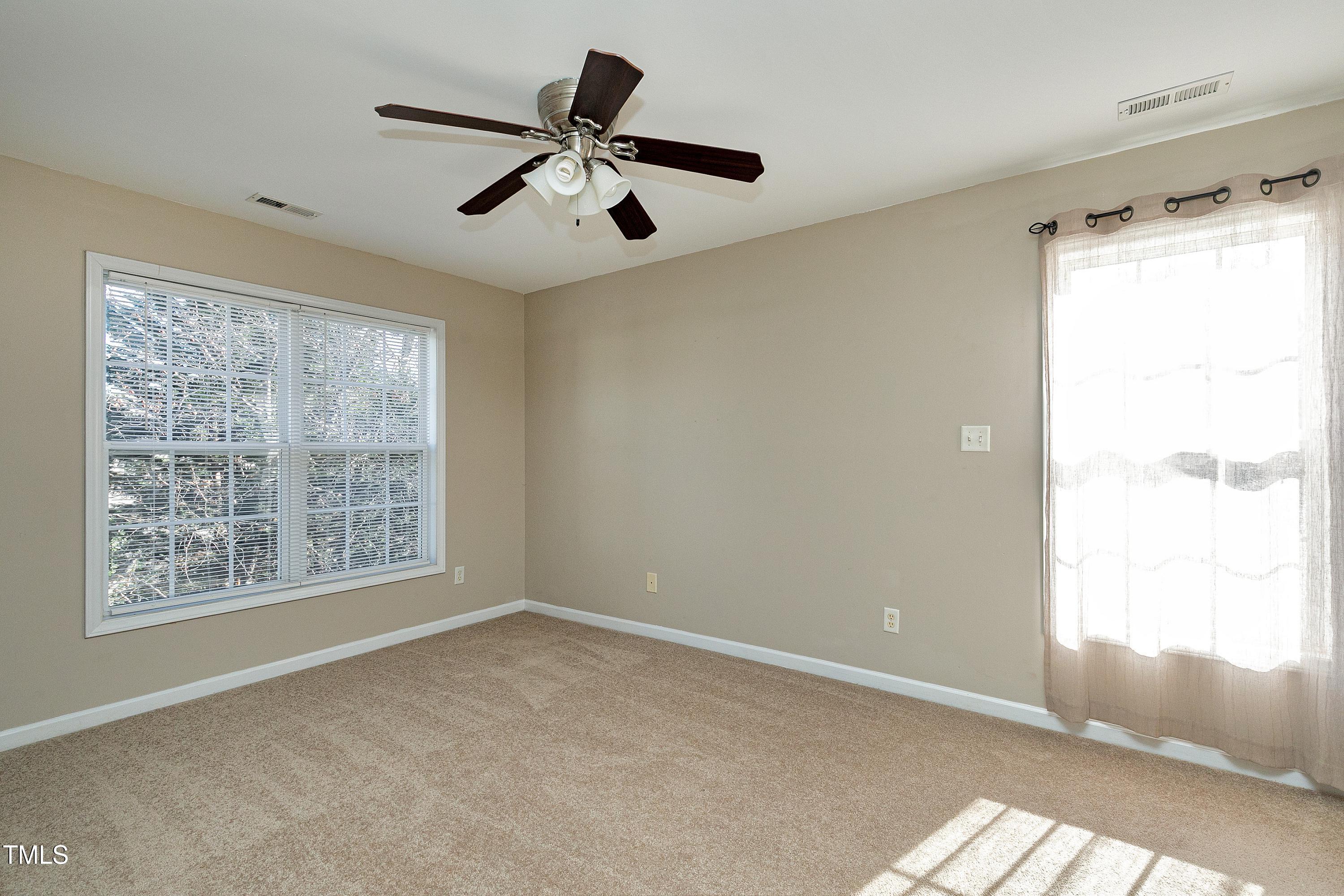 2405 Goldfinch Way Raleigh, NC 27606 - Photo 22 of 48 Loft