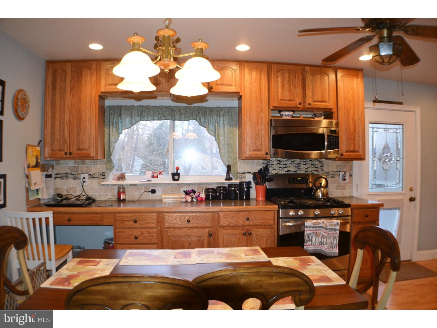 846 Lancing Road Woodbury, NJ 08096 - Photo 7 of 15 Kitchen