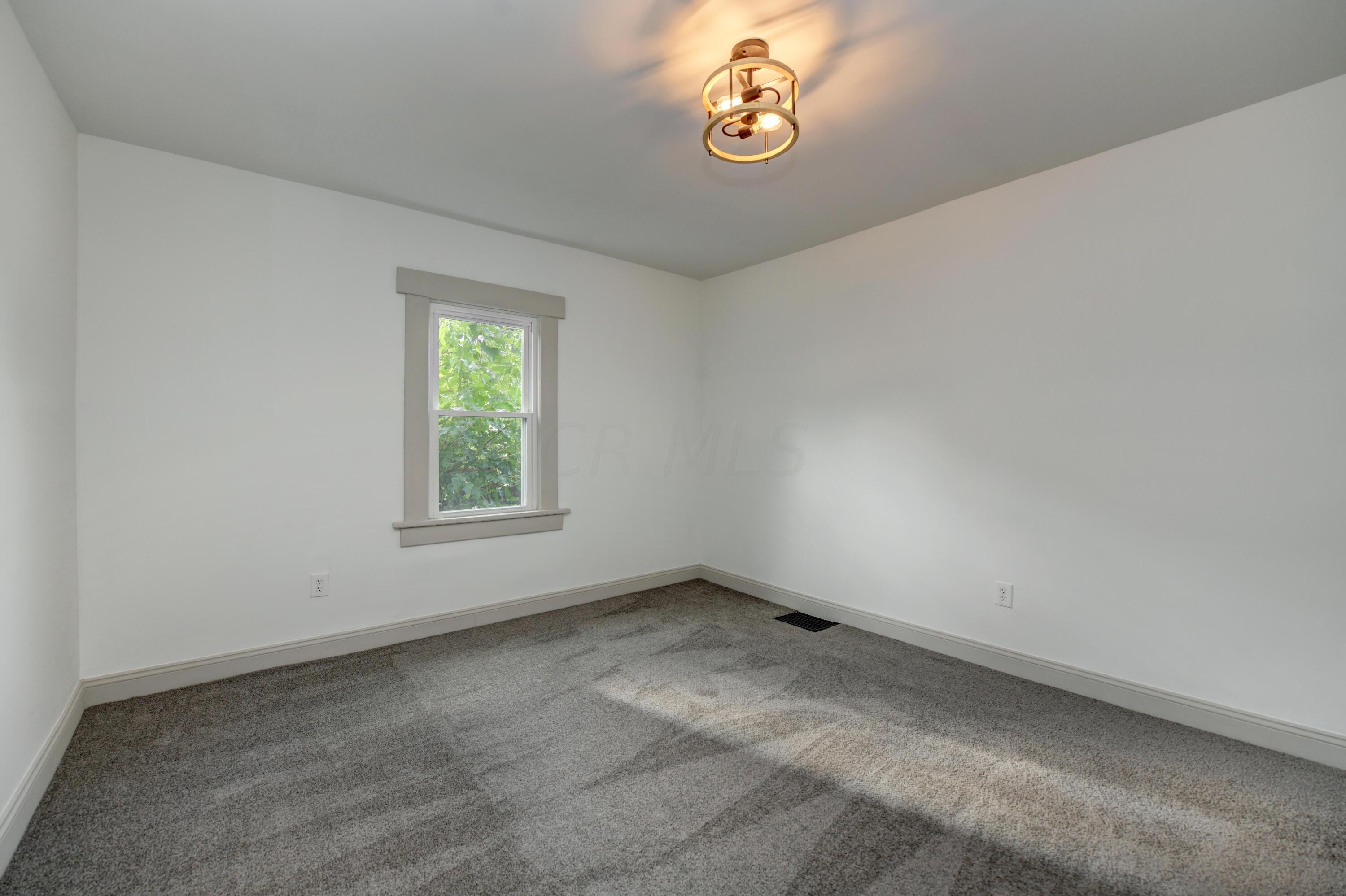 1275 East Fulton Street Columbus, OH 43205 - Photo 22 of 36 Second Bedroom (3)