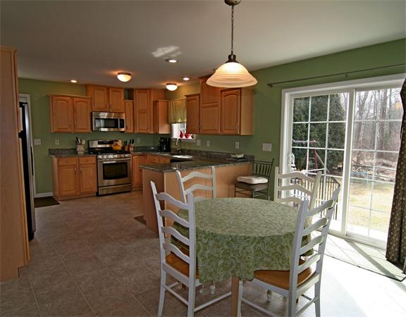 18 Corthell Road Billerica, MA 01862 - Photo 5 of 25