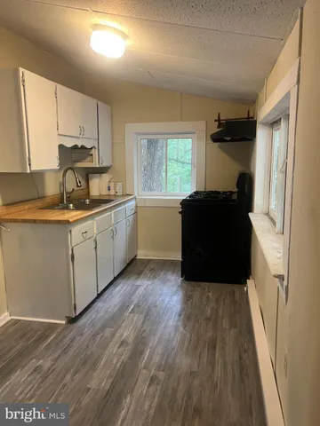 $1,800 | 1 Punte Lane, Essex, MD 21221