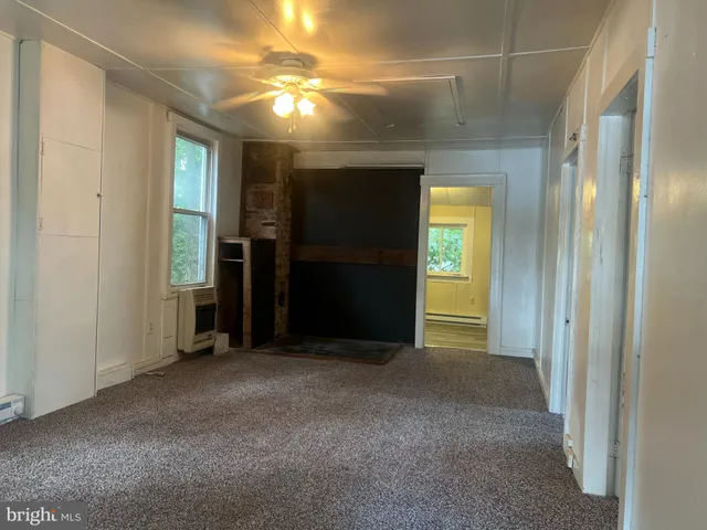 $1,800 | 1 Punte Lane, Essex, MD 21221