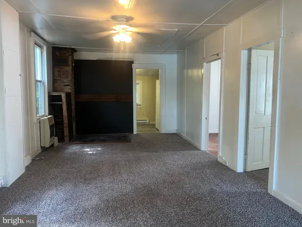 $1,800 | 1 Punte Lane, Essex, MD 21221