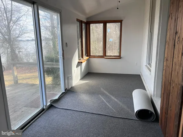 $1,800 | 1 Punte Lane, Essex, MD 21221