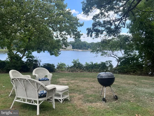 $1,800 | 1 Punte Lane, Essex, MD 21221