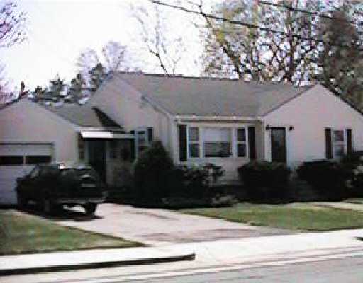 140 County Road Barrington, RI 02806 - Photo 1 of 1 Exterior Front.