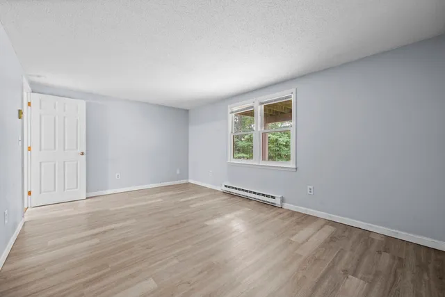 $289,000 | 1 Prospect Heights Road, Peterborough, NH 03458