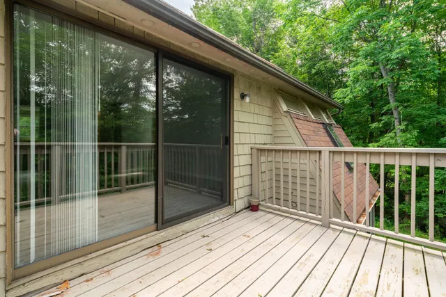 $289,000 | 1 Prospect Heights Road, Peterborough, NH 03458