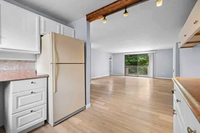 $289,000 | 1 Prospect Heights Road, Peterborough, NH 03458