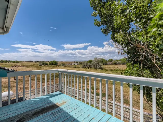 a view of an entrance to house