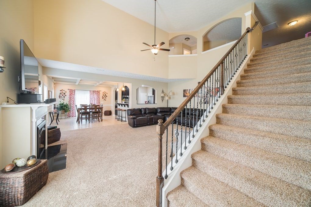 9570 Yarbrough Road Midland, GA 31820 - Photo 12 of 30 a view of entryway and hall with dining area