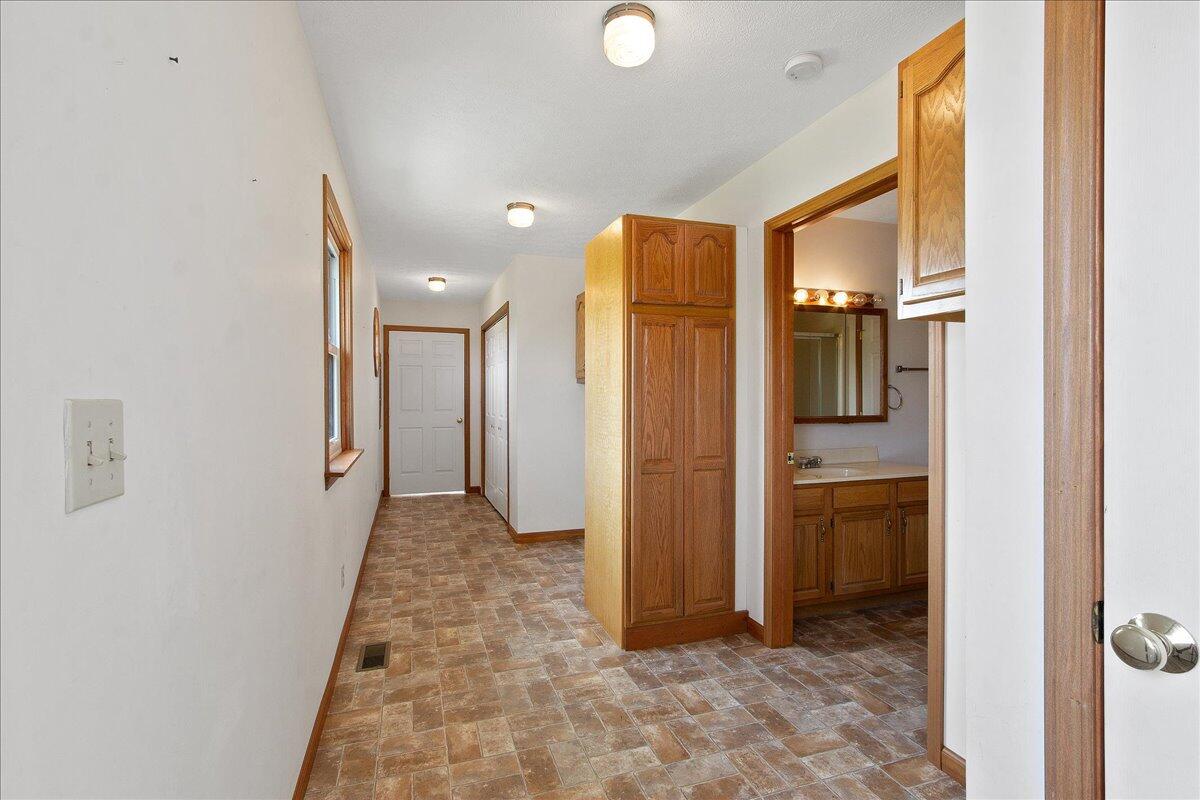 4972 Clark Road Urbana, OH 43078 - Photo 26 of 58