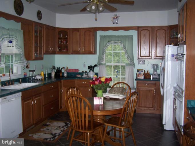 17389 Stoney Point Road King George, VA 22485 - Photo 17 of 28 Kitchen
