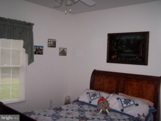 17389 Stoney Point Road King George, VA 22485 - Photo 21 of 28 Bedroom