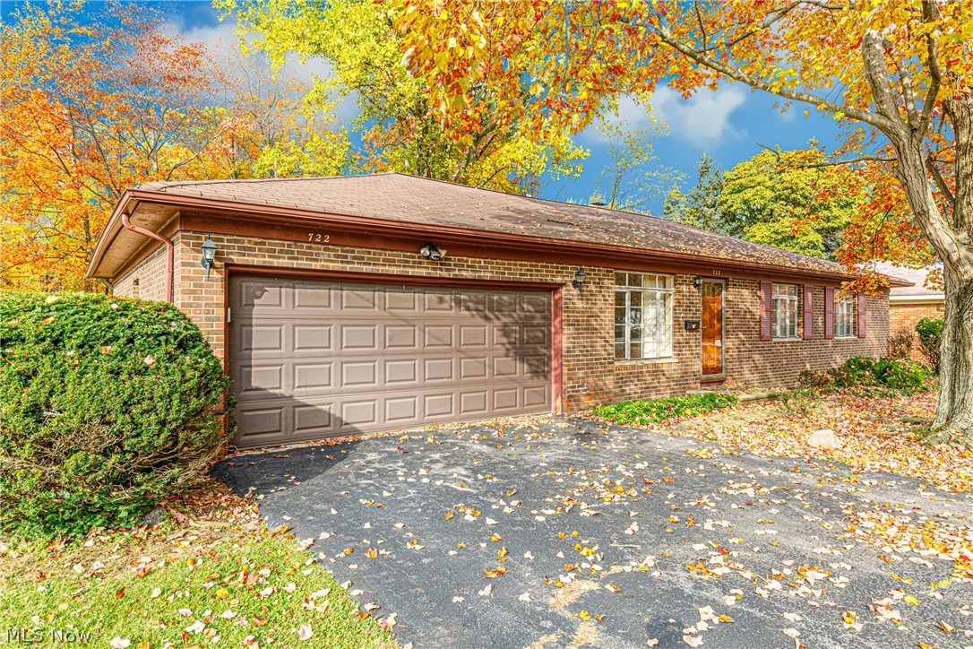 722 Esther Road Cleveland, OH 44143 - Photo 33 of 35 Gallery Image 33