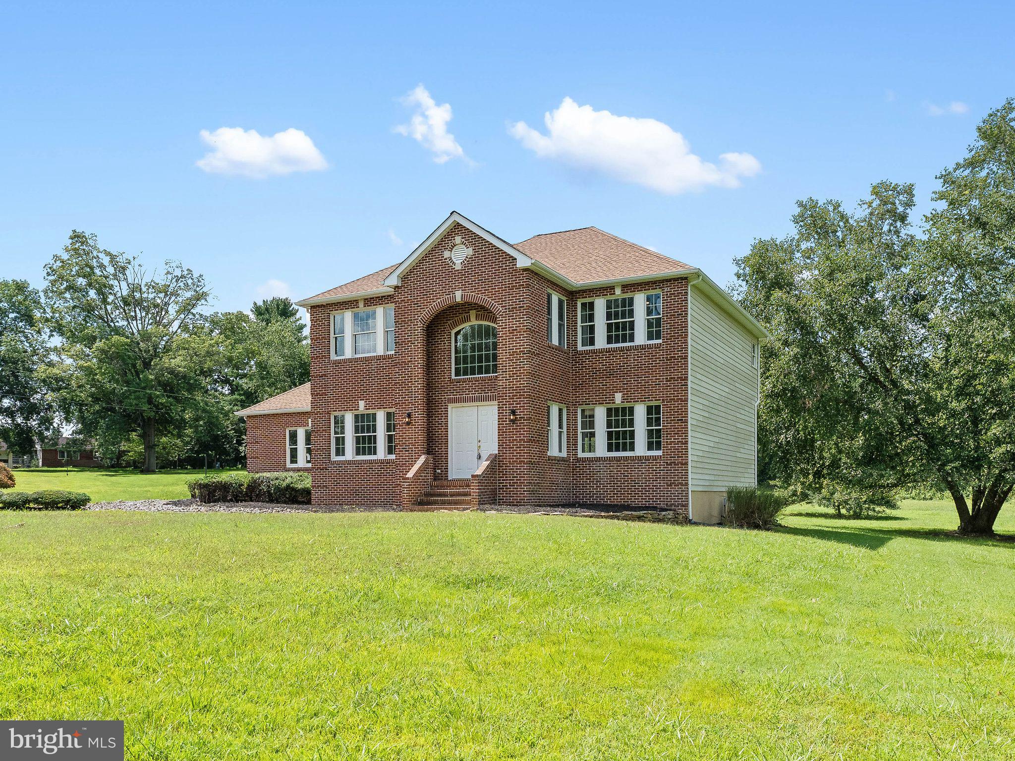 135 Avis Mill Road Pilesgrove, NJ 08098 - Photo 5 of 64 Gallery Image 5