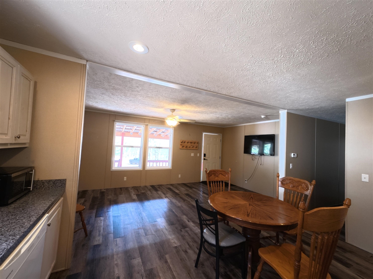 460 Seaman Road Wellston, MI 49689 - Photo 17 of 47