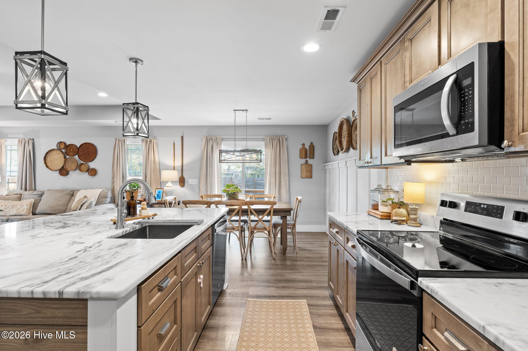 830 Village Point Road Southwest Shallotte, NC 28470 - Photo 19 of 52 Kitchen