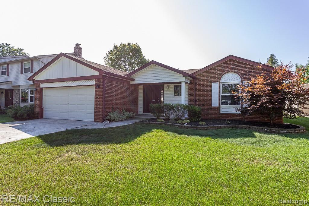 42351 Proctor Road Canton, MI 48188 - Photo 2 of 35 42351 proctor exteriors (2).jpg