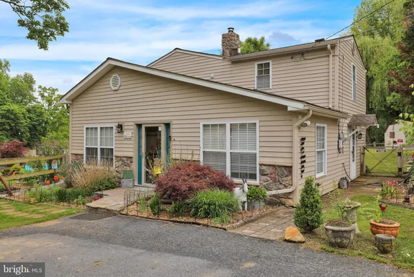 $275,000 | 2416 High Street, Reading, PA 19605