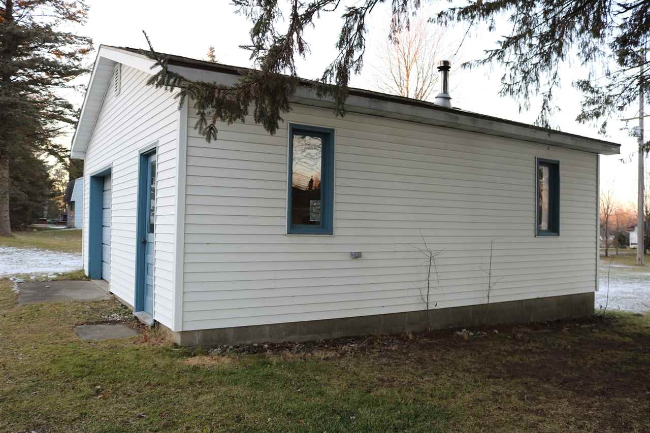 5221 North Luce Road Alma, MI 48801 - Photo 24 of 30 1854956-26.JPG