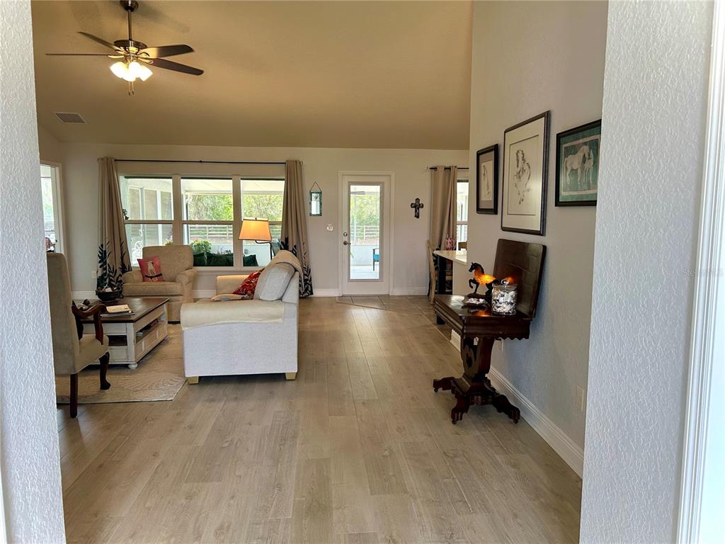 25 Northwest 45th Loop Ocala, FL 34475 - Photo 14 of 61