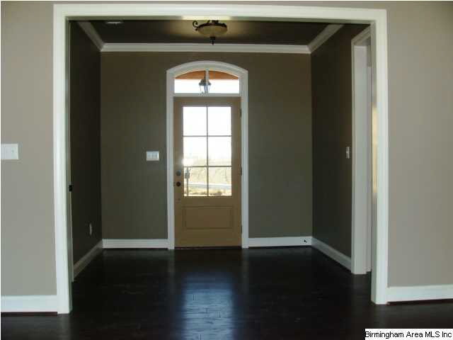 312 Oxford Way Pelham, AL 35124 - Photo 2 of 13