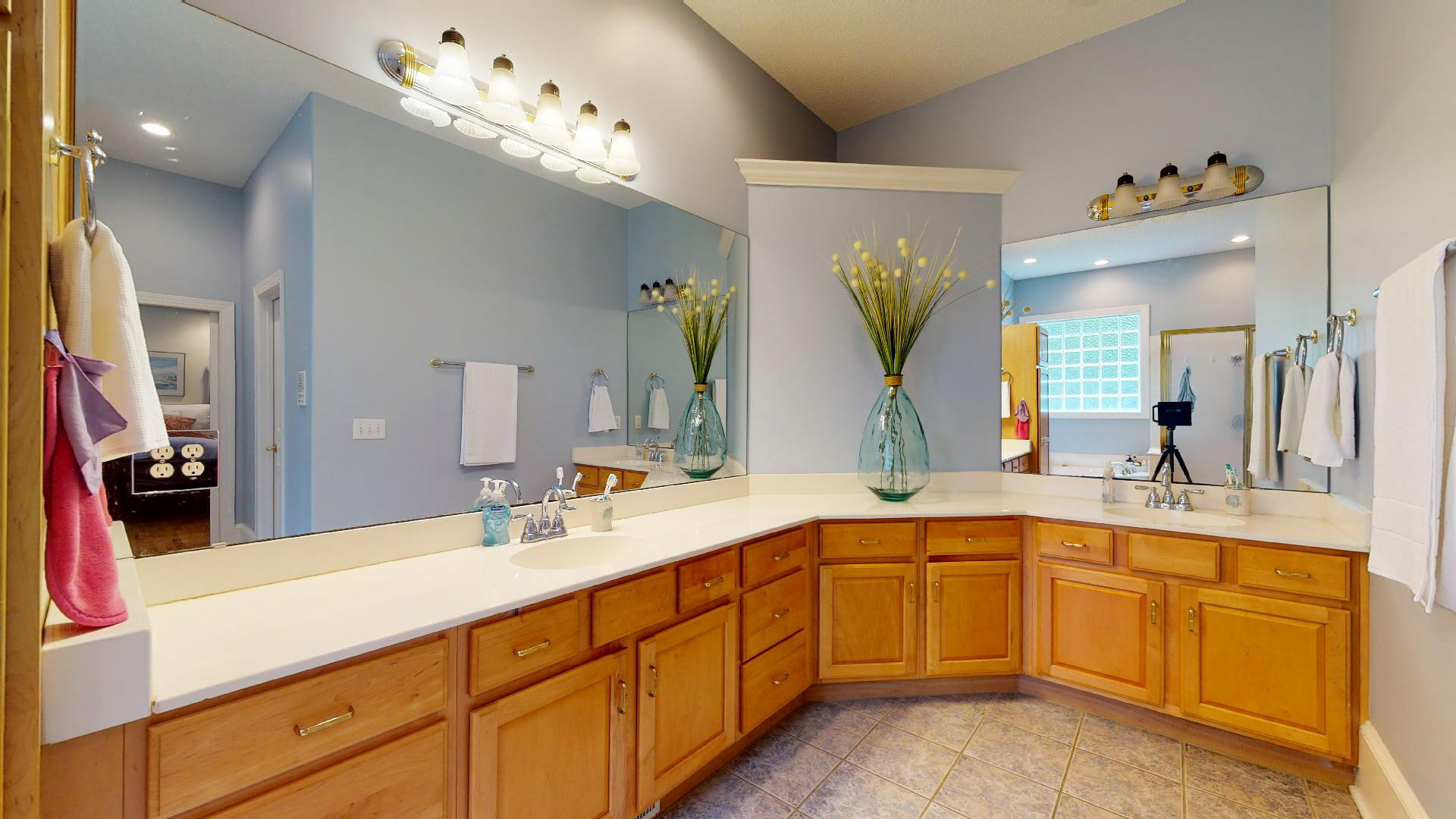 1816 Newkirk Road Wilmington, NC 28409 - Photo 22 of 31 20 master bathroom