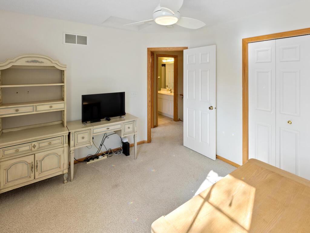 16446 Timber Crest Drive Southeast Prior Lake, MN 55372 - Photo 20 of 31
