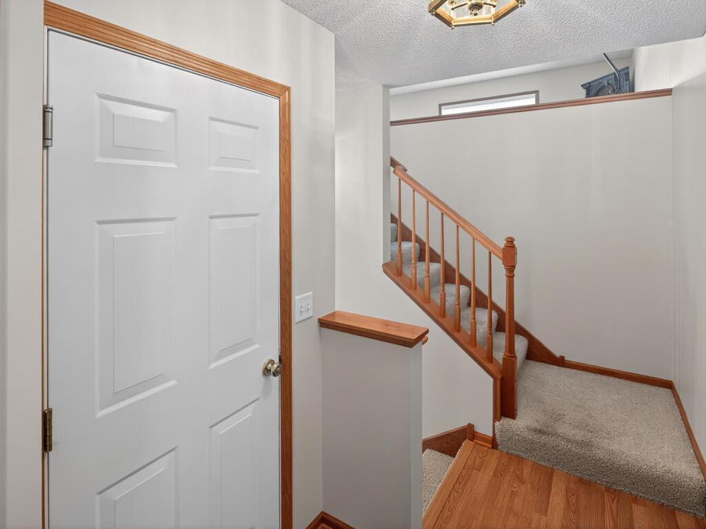 16446 Timber Crest Drive Southeast Prior Lake, MN 55372 - Photo 6 of 31