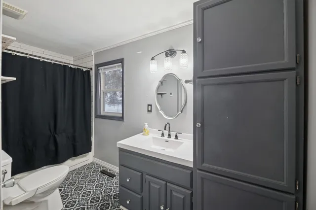 $299,900 | 542 5th Avenue Southwest, Cambridge, MN 55008