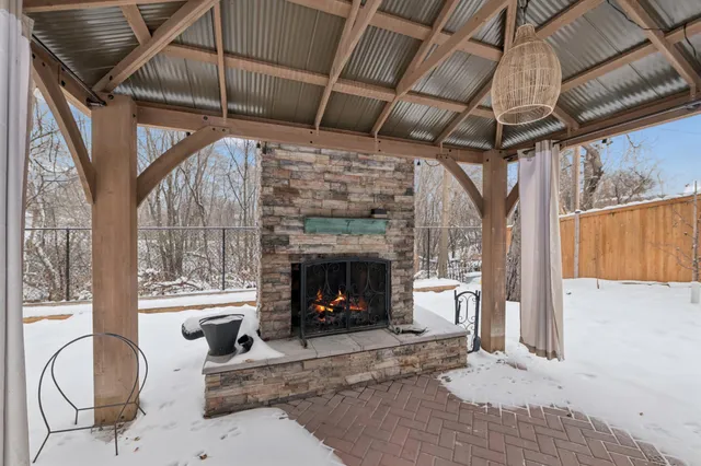 $299,900 | 542 5th Avenue Southwest, Cambridge, MN 55008