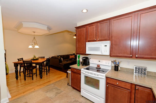 2029-2 Rosedale Way Guilderland, NY 12303 - Photo 5 of 25 Photo 5