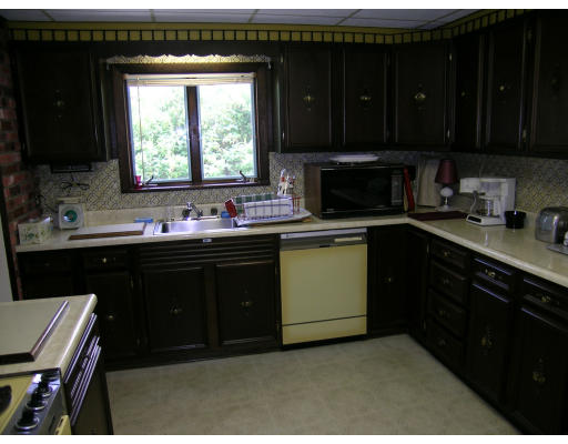 41 Stuart Street Watertown, MA 02472 - Photo 6 of 16 Gallery Image 6