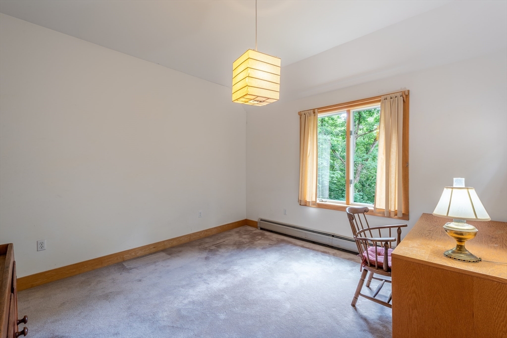 71 Morgan Circle Amherst, MA 01002 - Photo 22 of 42