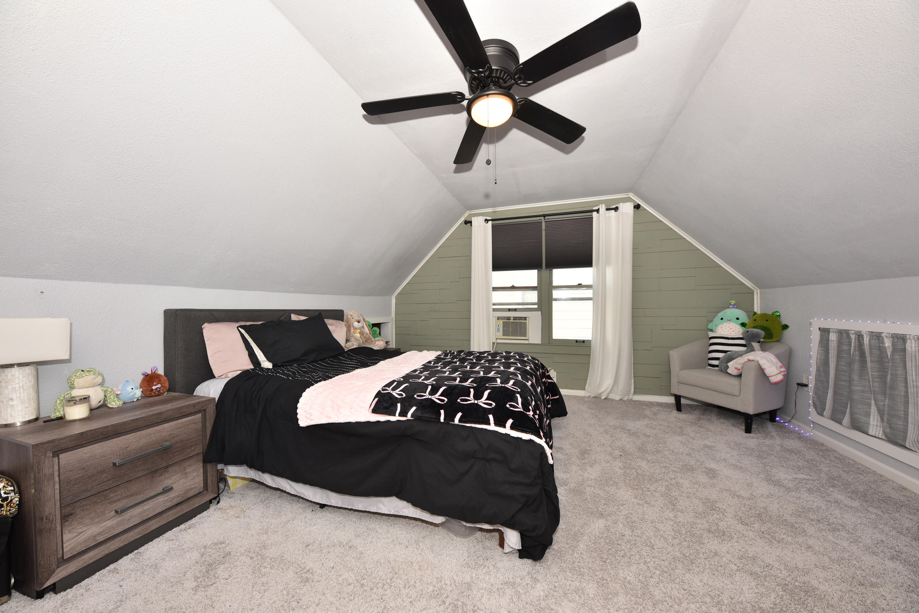 3341 North 88th Street Milwaukee, WI 53222 - Photo 17 of 37 Upper level bedroom with lots of space and storage