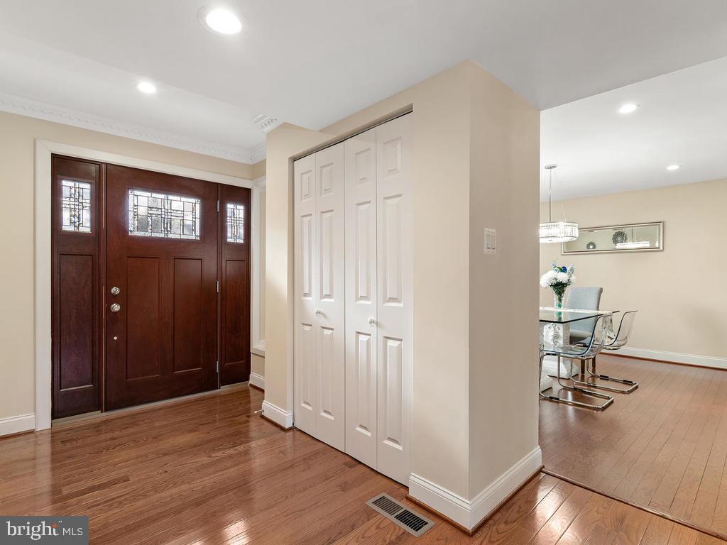 3113 Birchtree Lane Silver Spring, MD 20906 - Photo 2 of 49 Gallery Image 2