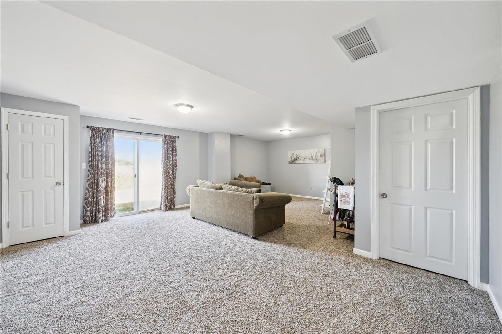 5587 Wavecrest Circle St. Charles, MO 63304 - Photo 17 of 22