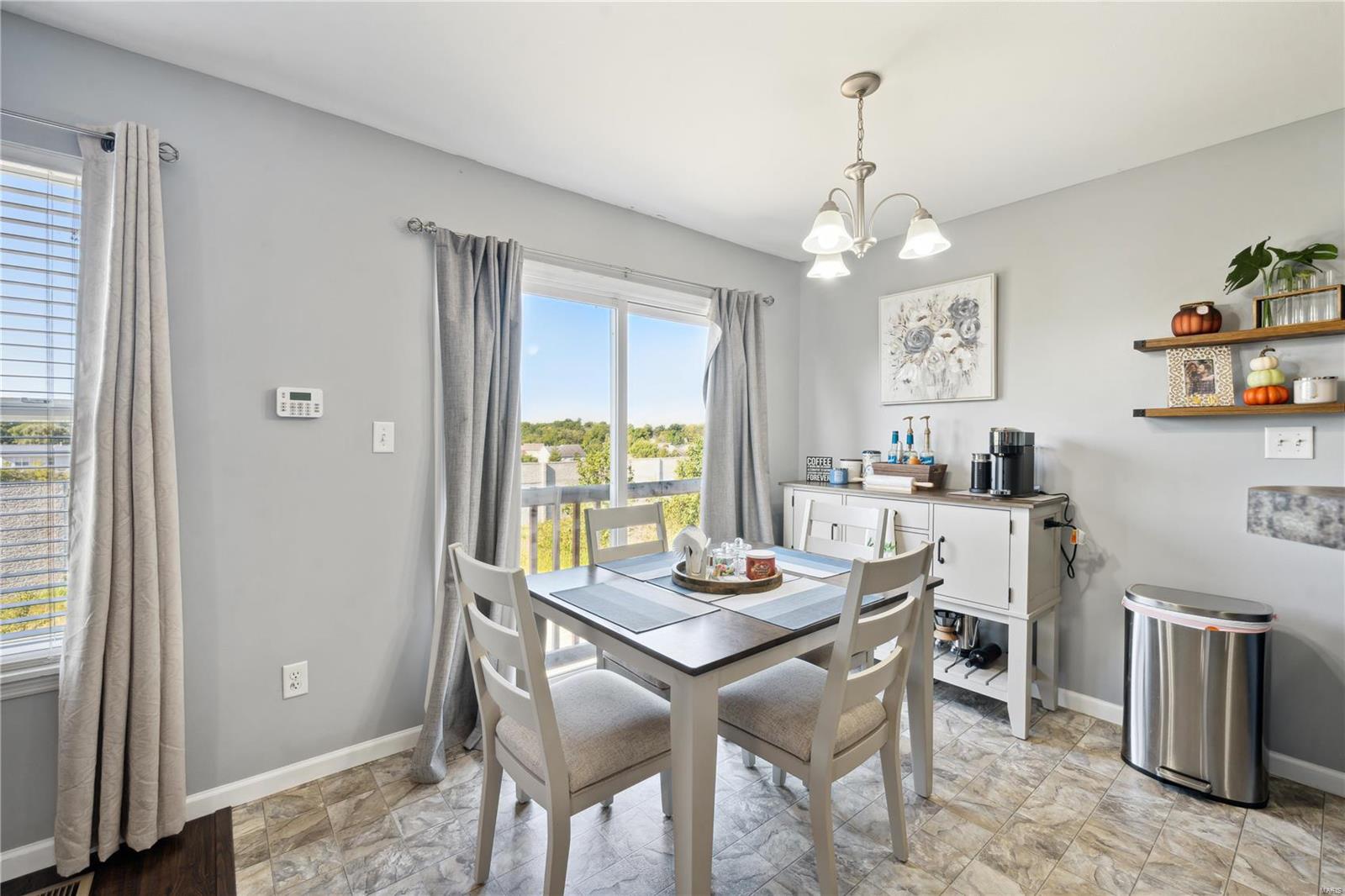 5587 Wavecrest Circle St. Charles, MO 63304 - Photo 9 of 22