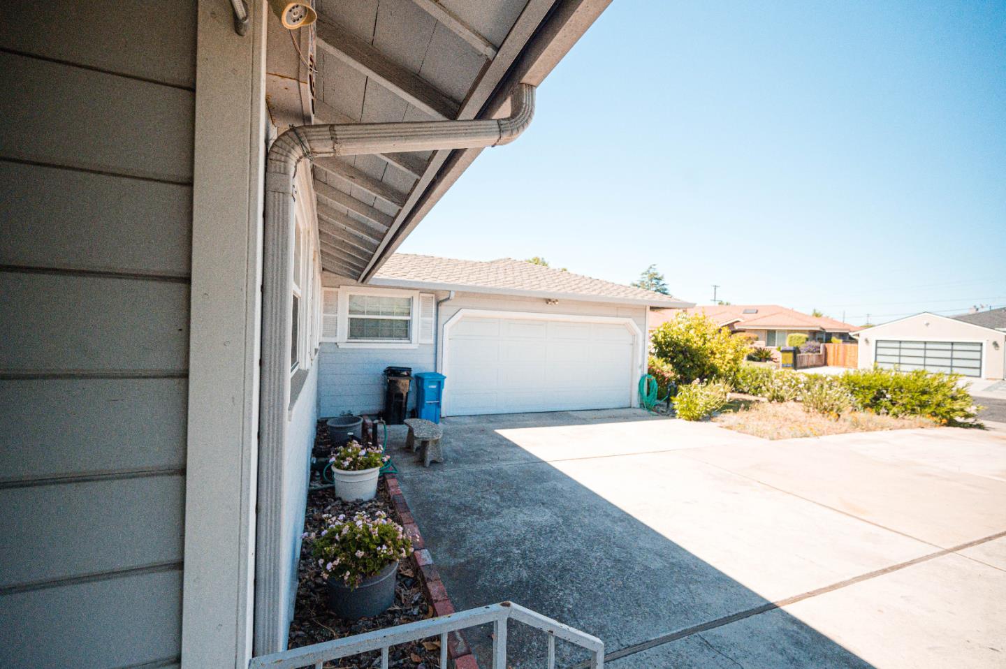 1184 Inverness Avenue Santa Clara, CA 95050 - Photo 5 of 29 a view of a porch