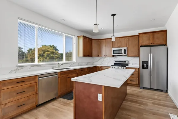 $700,000 | 2017 Elson Way, Santa Rosa, CA 95403