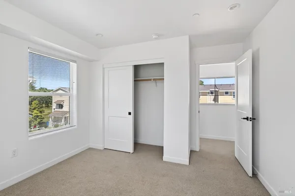 $700,000 | 2017 Elson Way, Santa Rosa, CA 95403