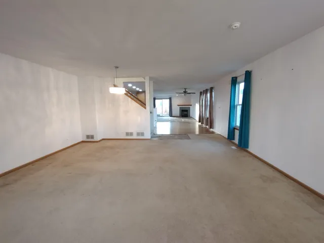 a view of empty room